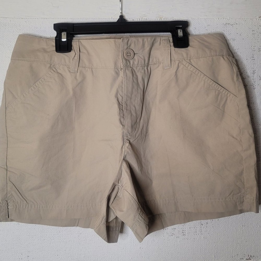 Columbia Women's Short Courts